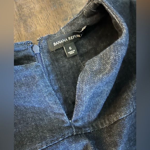 Banana Republic denim dress, size 6 - Picture 2 of 4